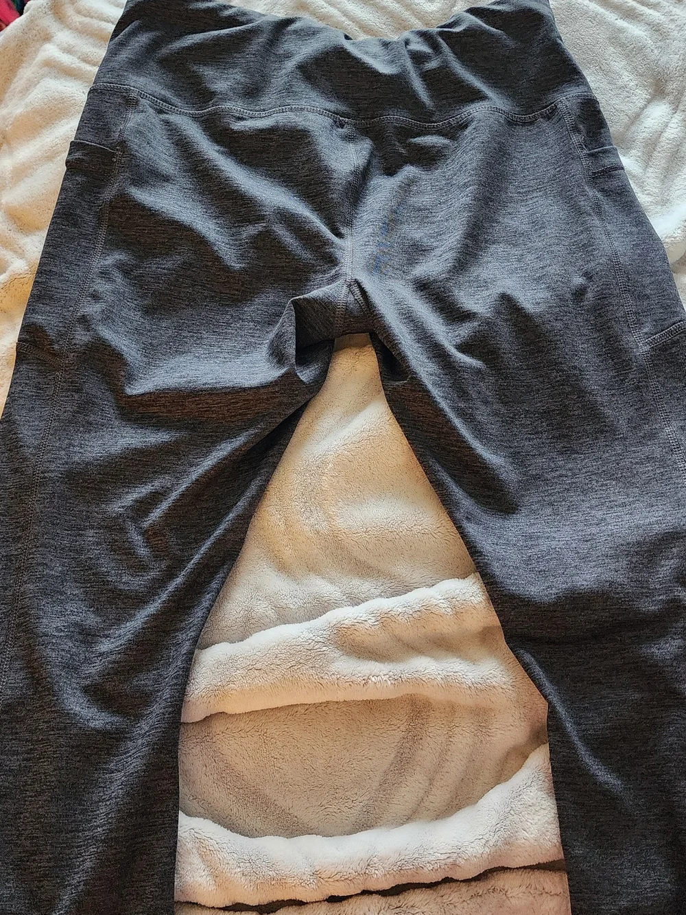 Puma Girls Dark Gray Heather Joggers Size Med